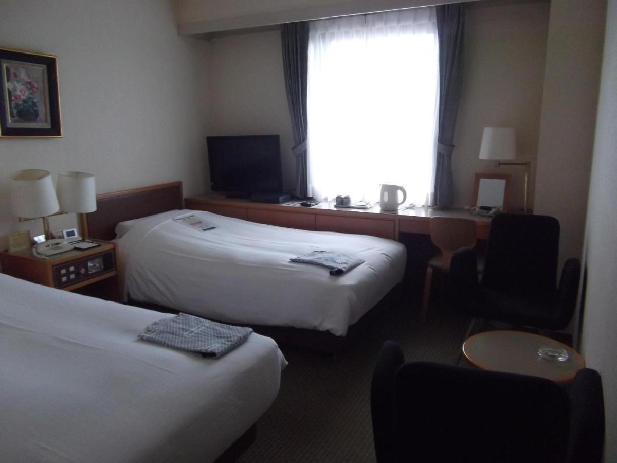 Ichikawa Grand Hotel Exterior foto