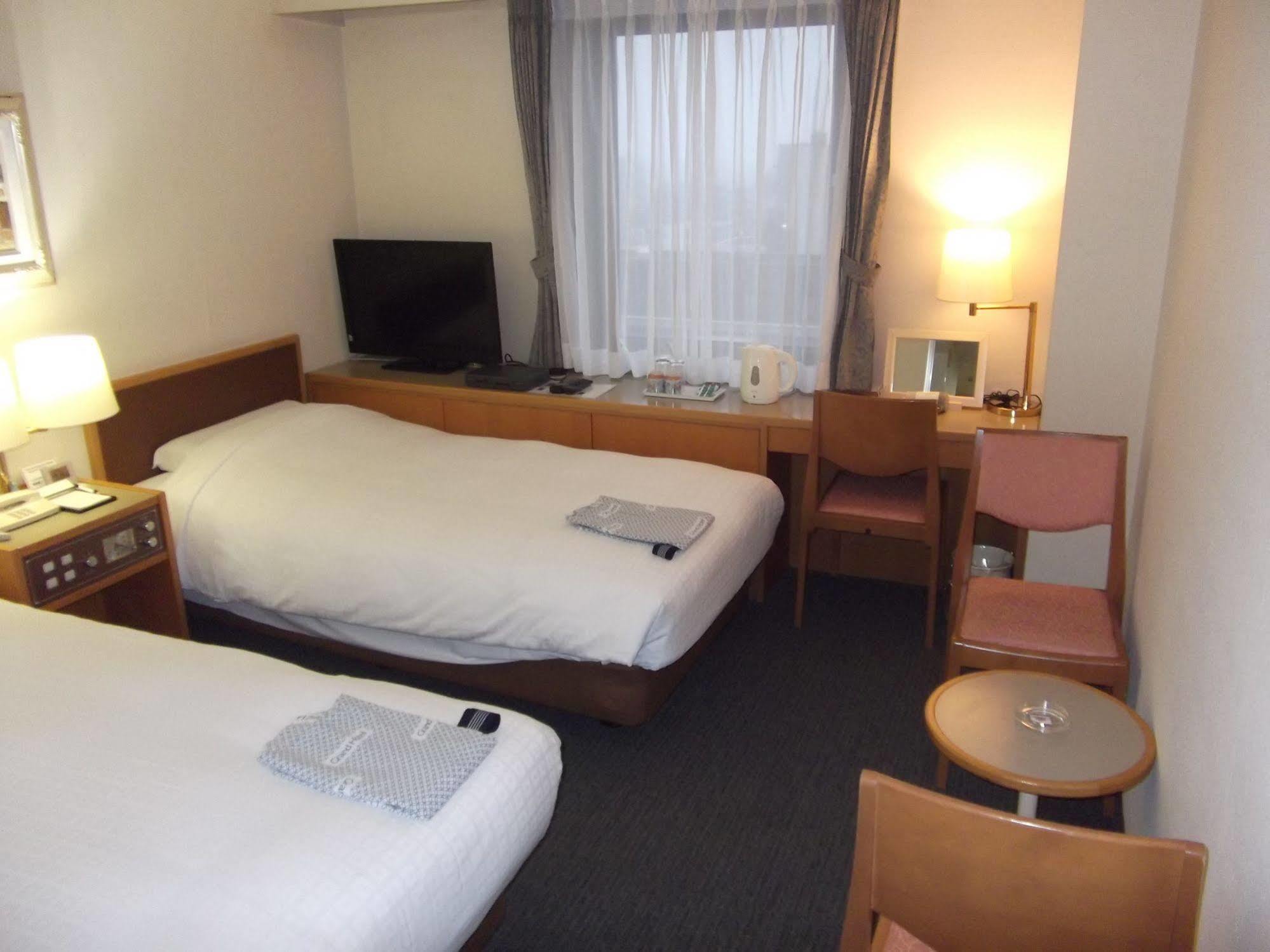 Ichikawa Grand Hotel Exterior foto